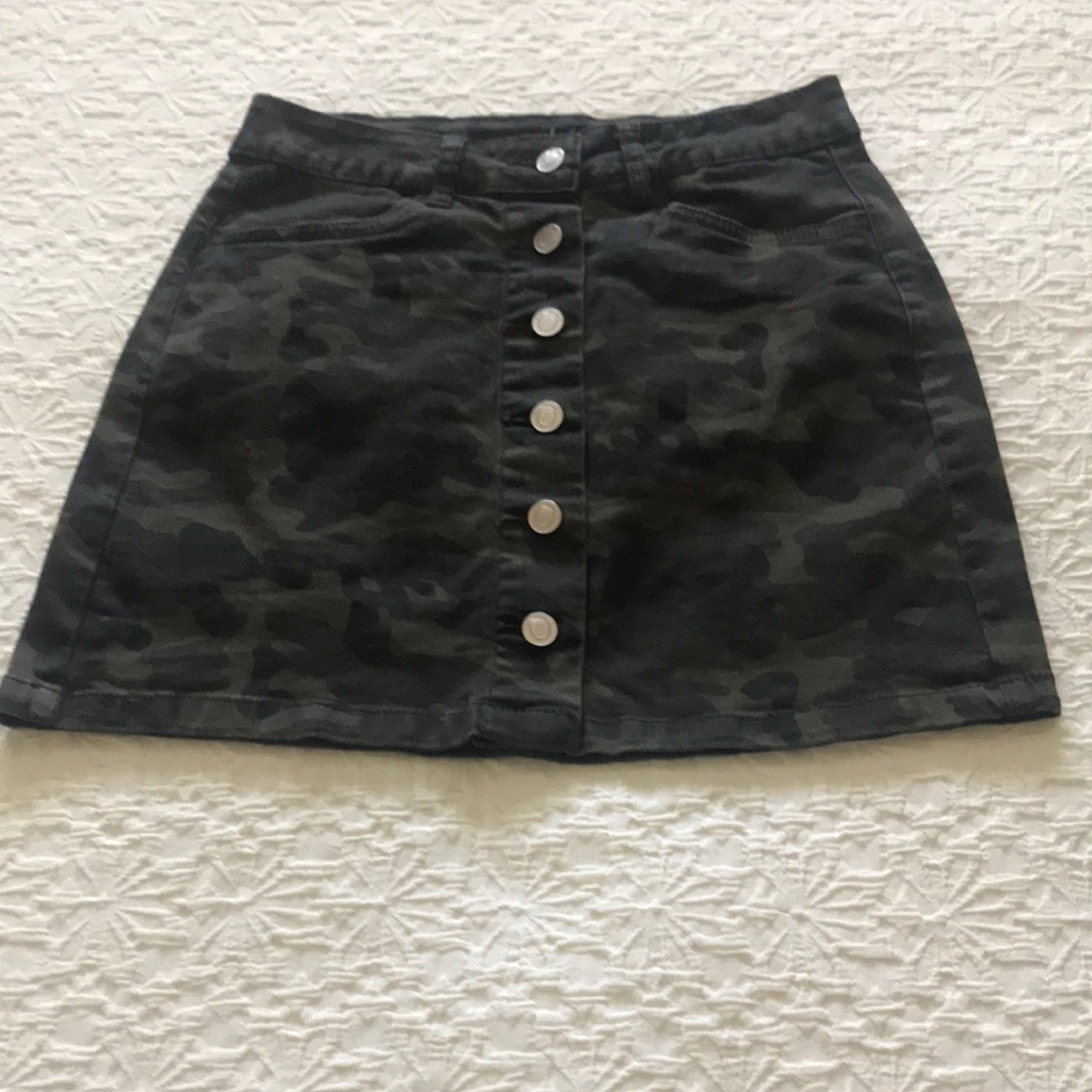 Camo Button Front Mini